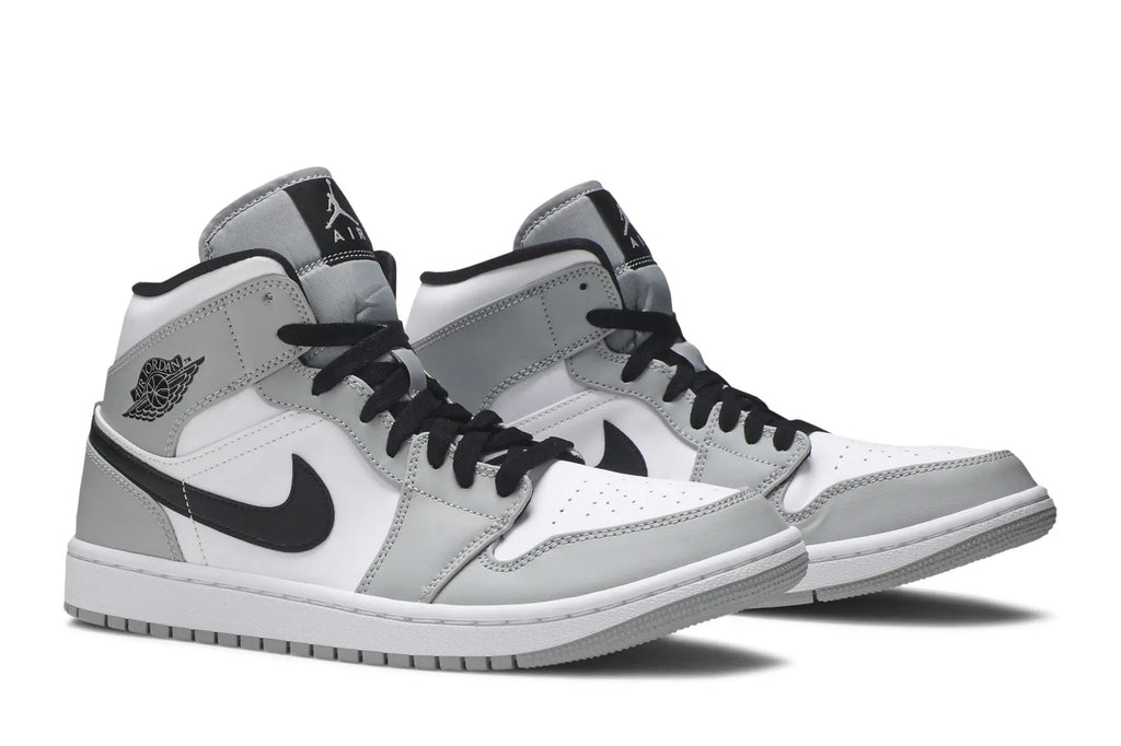Jordan 1 Mid 'Smoke Grey'
