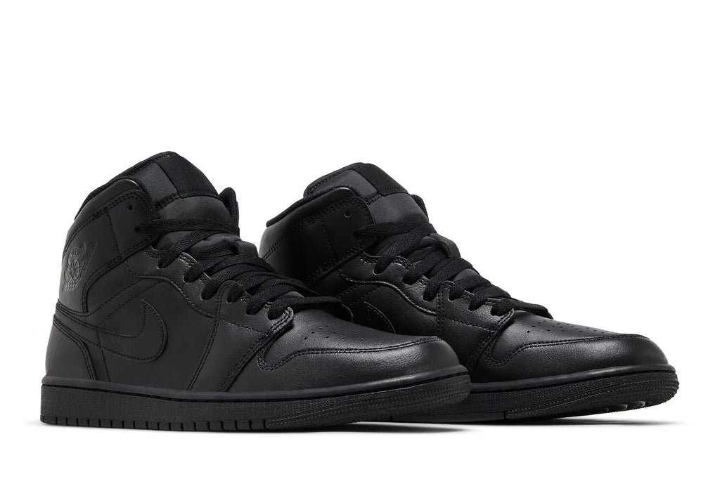 Jordan 1 Mid 'Triple Black' 2022