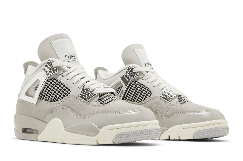 Wmns Jordan 4 Retro 'Frozen Moments'