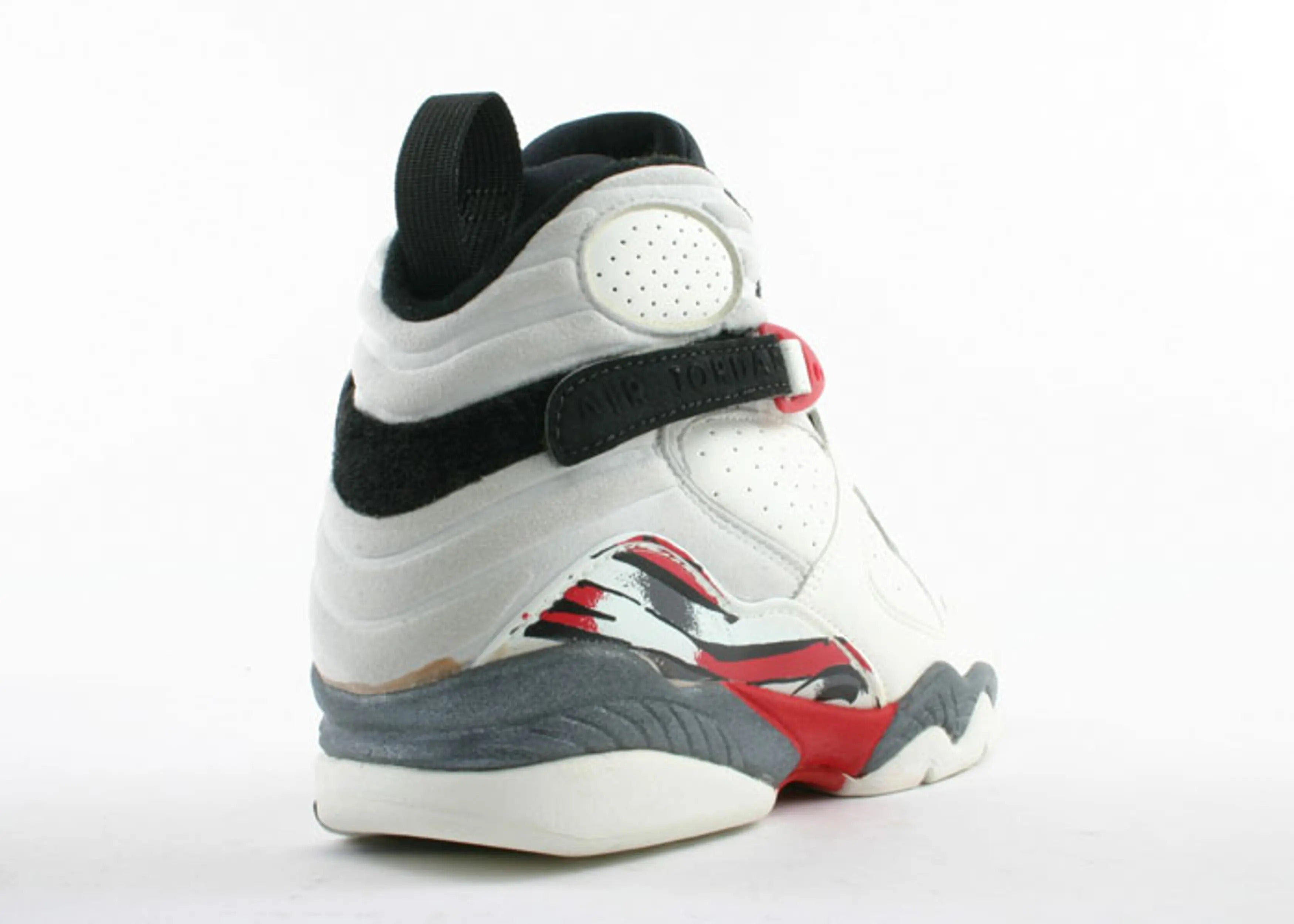 Jordan 8 OG 'Bugs Bunny'